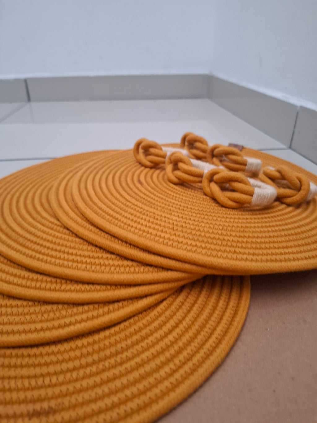 Individuales color mostaza